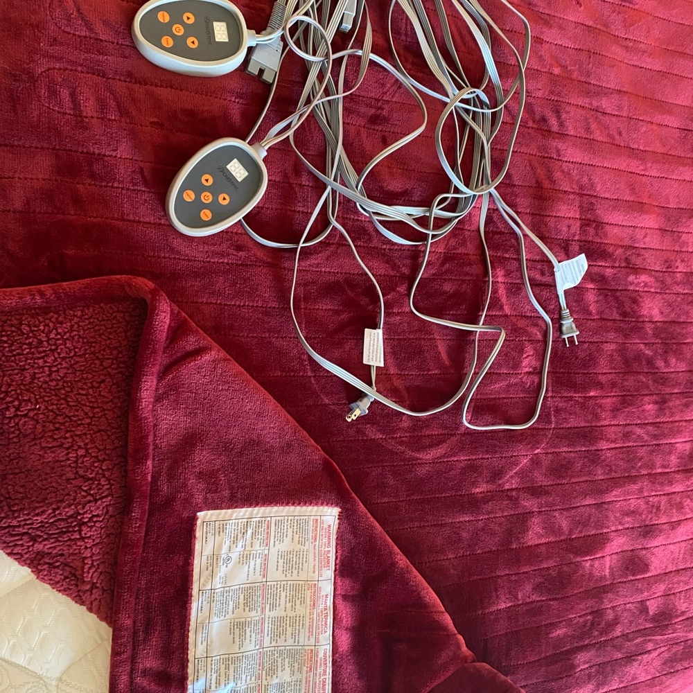 Beauty Rest Warming Blanket - Picture 3 of 3